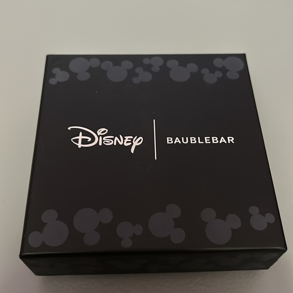 Disney x Baublebar Angel Minnie Earrings - Picture 3 of 3